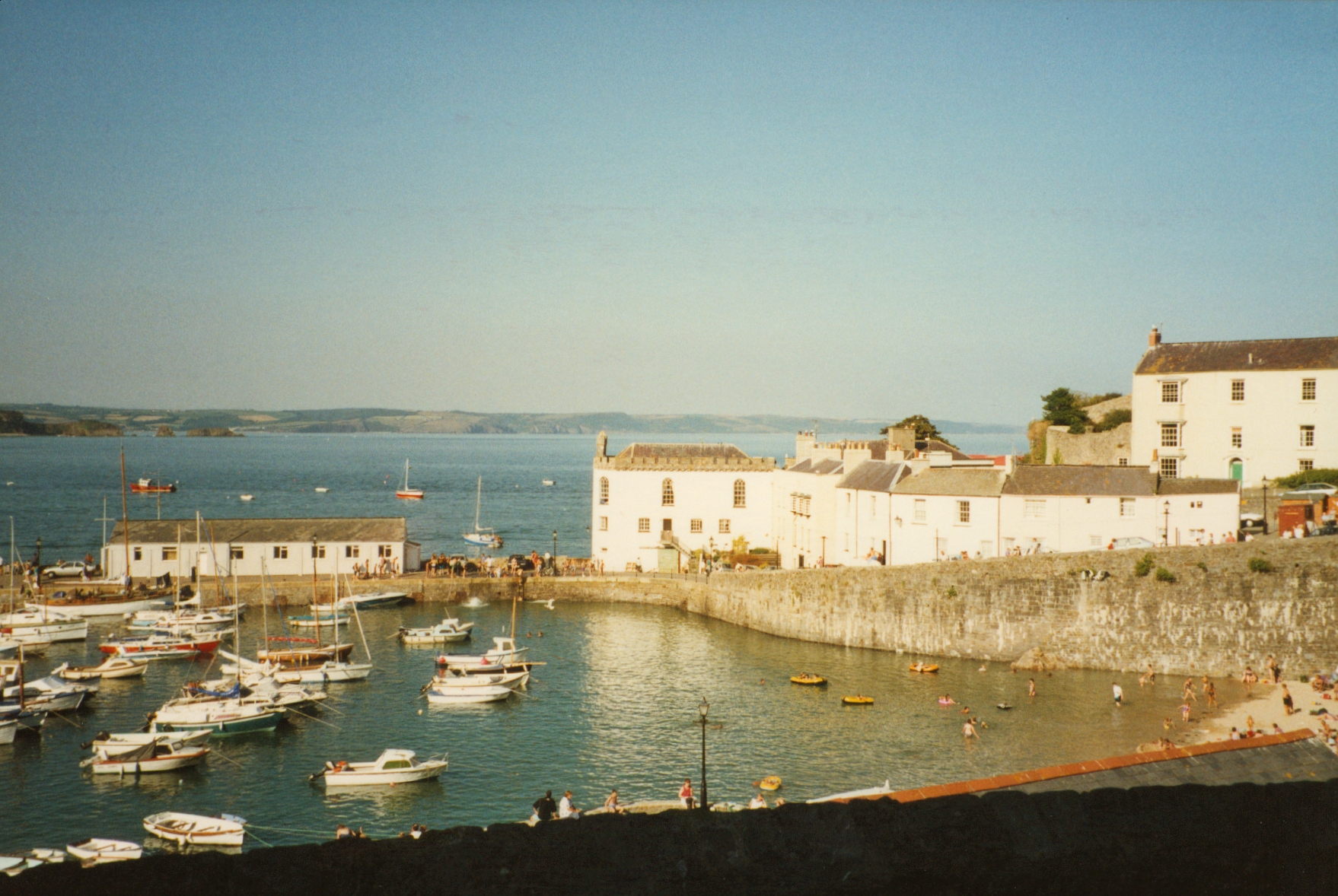 E0024210_2020-12-10-10-15-0001.jpg   /guest/guest/Images/Tenby/E0024210_2020-12-10-10-15-0001.jpg